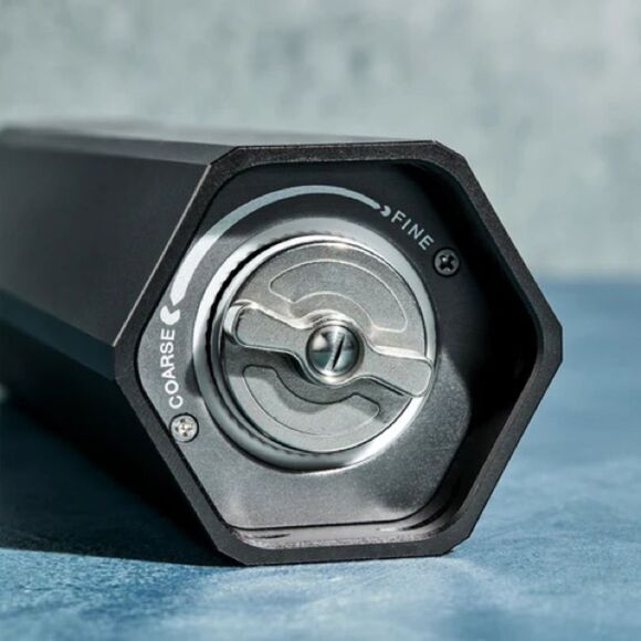 Hexclad • HexMill Pepper Grinder - Picture 5 of 10